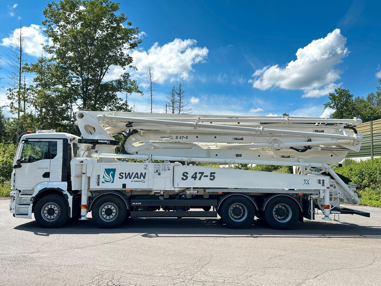 MAN TGS 41.520 8x4 SWAN TSP 47-5 160RZ ( 47m ) - 混凝土搅拌车:图3 MAN TGS 41.520 8x4 SWAN TSP 47-5 160RZ ( 47m ) - 混凝土搅拌车:图3