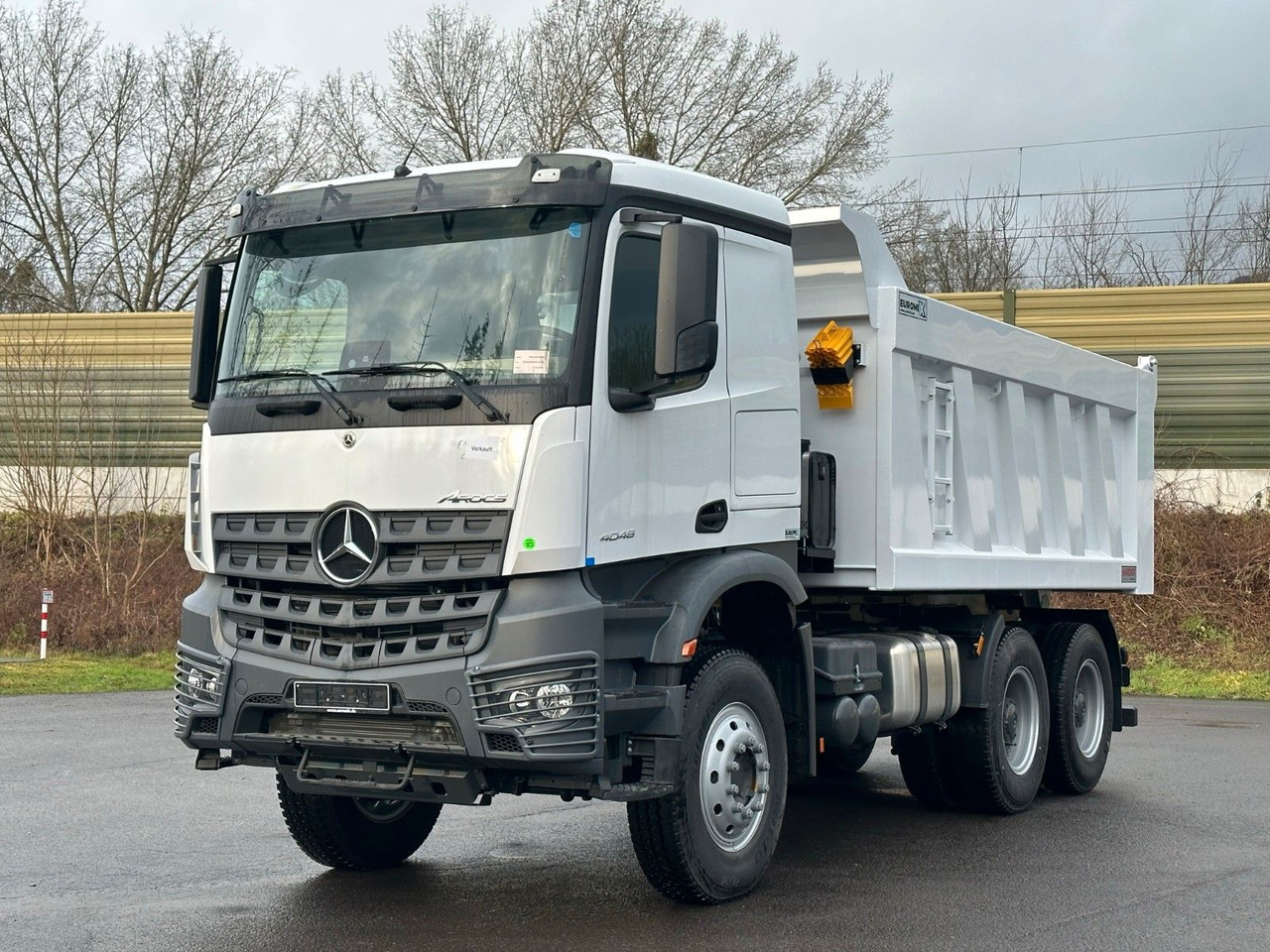 Mercedes-Benz 4048 6X4 Arcos 5 EuromixMTP Dumper Kipper - 翻斗车:图2 Mercedes-Benz 4048 6X4 Arcos 5 EuromixMTP Dumper Kipper - 翻斗车:图2