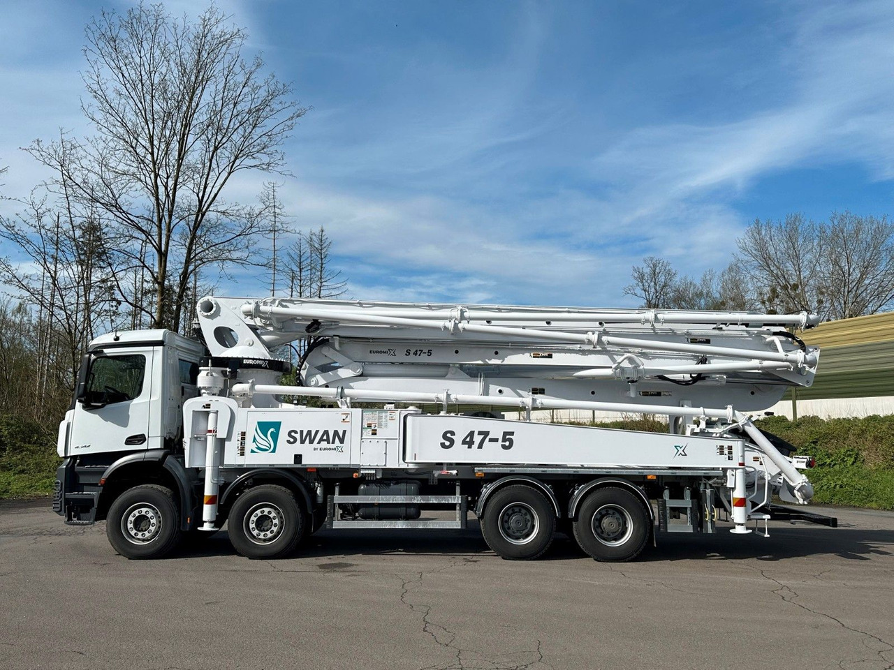 Mercedes-Benz Arocs 5 4542 8x4 SWAN TSP 47-5 160RZ ( 47m ) - 混凝土搅拌车:图4 Mercedes-Benz Arocs 5 4542 8x4 SWAN TSP 47-5 160RZ ( 47m ) - 混凝土搅拌车:图4