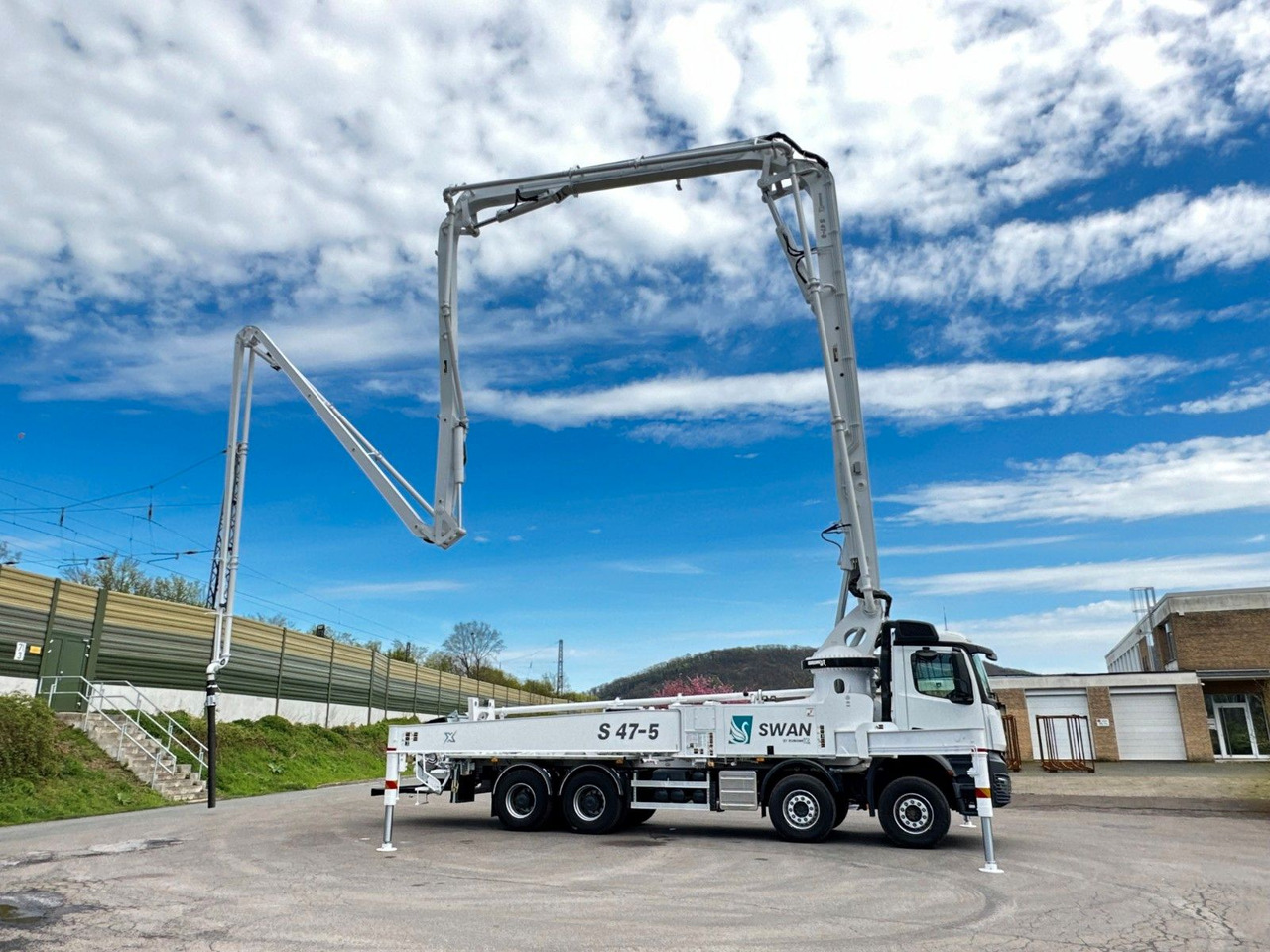Mercedes-Benz Arocs 5 4542 8x4 SWAN TSP 47-5 160RZ ( 47m ) 租赁 Mercedes-Benz Arocs 5 4542 8x4 SWAN TSP 47-5 160RZ ( 47m )：图10
