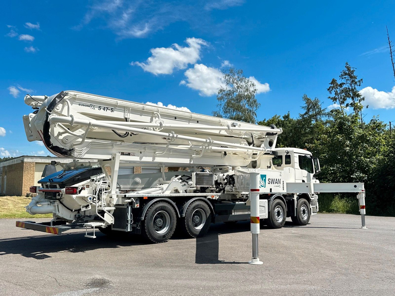 Volvo FMX 500 8x4 SWAN 47m Betonpumpe EuromixMTP - 混凝土泵车:图4 Volvo FMX 500 8x4 SWAN 47m Betonpumpe EuromixMTP - 混凝土泵车:图4