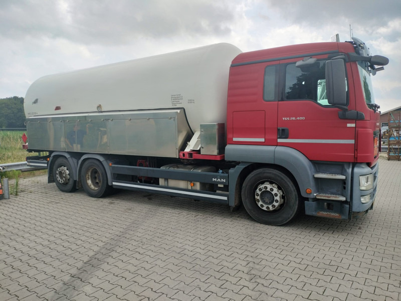 MAN TGS 26.400 6x2-4 LL 26900 Liter Gas tank truck ID 2.168 Rootselaar, flowmeter, pump - 罐车:图1 MAN TGS 26.400 6x2-4 LL 26900 Liter Gas tank truck ID 2.168 Rootselaar, flowmeter, pump - 罐车:图1