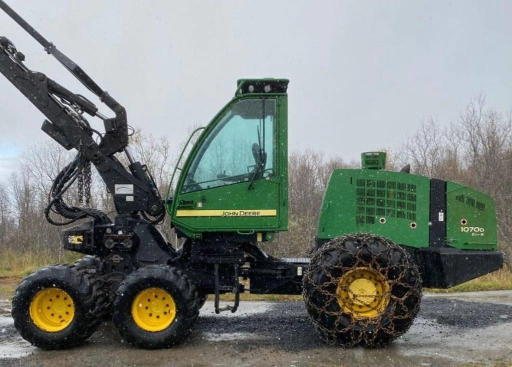 John Deere 1070 D - 林业收割机:图2 John Deere 1070 D - 林业收割机:图2