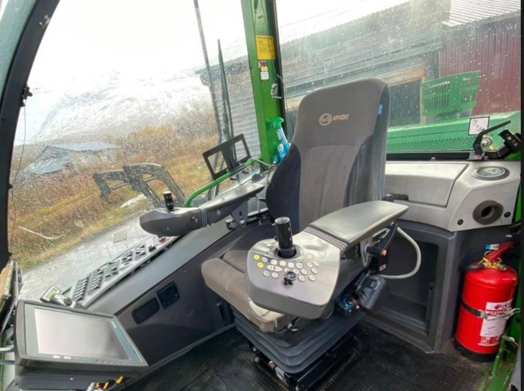 John Deere 1070 D - 林业收割机:图3 John Deere 1070 D - 林业收割机:图3