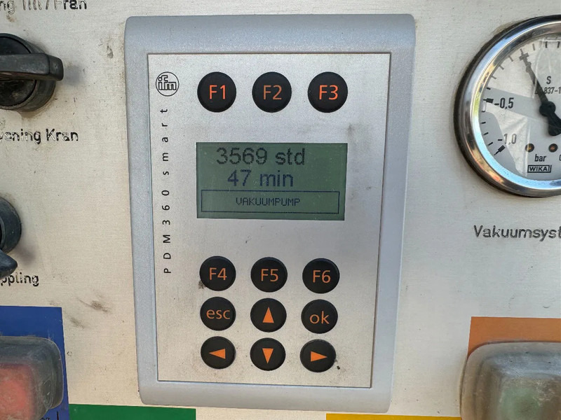 真空车 Scania R480 Vacuum / Sewer Jetter / Recycler, Euro 6, Super 2000 (16m3), 2013:图15 真空车 Scania R480 Vacuum / Sewer Jetter / Recycler, Euro 6, Super 2000 (16m3), 2013:图15