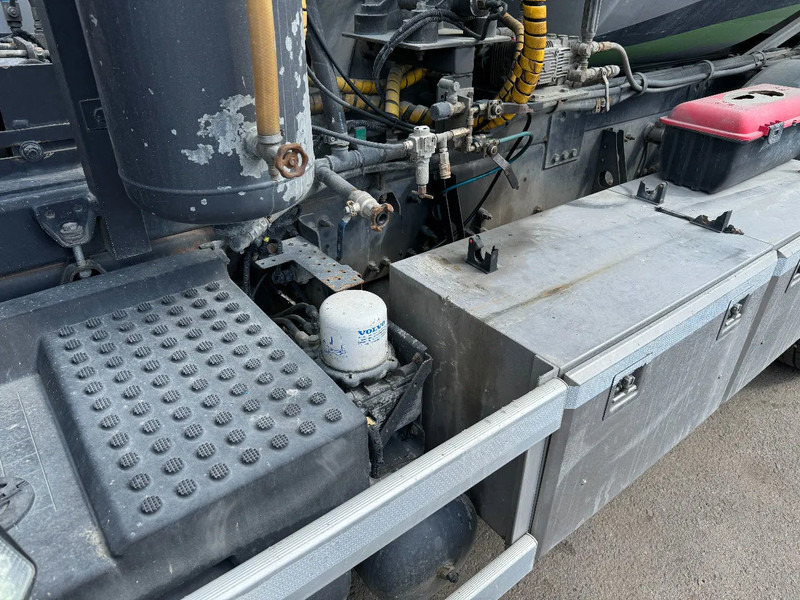 Volvo FH 460 6x2*4, Euro 6, Mixer with Hydraulic-slide, 2013 - 混凝土搅拌车:图5 Volvo FH 460 6x2*4, Euro 6, Mixer with Hydraulic-slide, 2013 - 混凝土搅拌车:图5