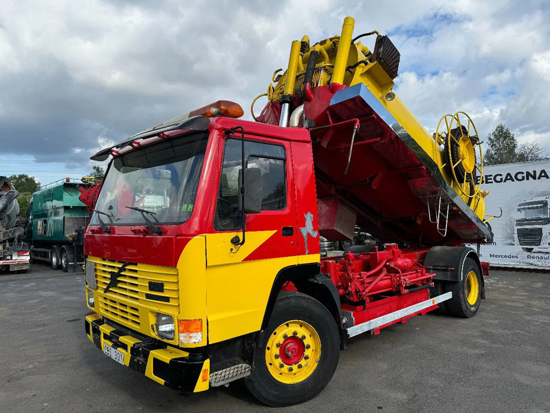 Volvo FL 10.320 4x2, Tipper 12m3 Sludge & Flushing Truck, with remote control, YM: 1990 - 真空车:图3 Volvo FL 10.320 4x2, Tipper 12m3 Sludge & Flushing Truck, with remote control, YM: 1990 - 真空车:图3