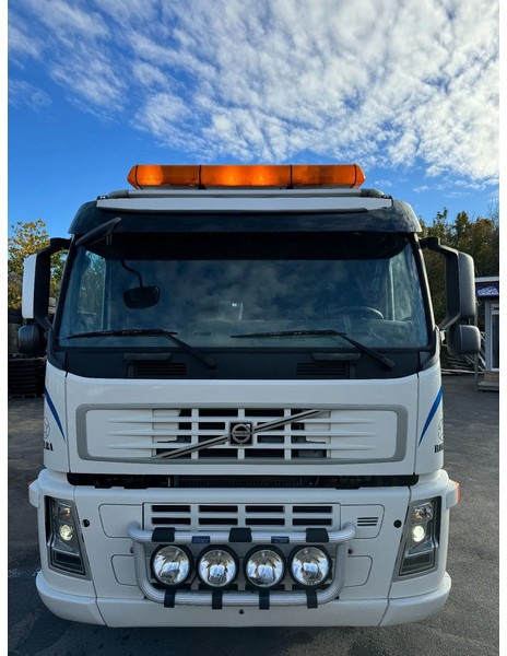 Volvo FM 420 6x2*4, 15m3 Vacuum-truck, 2010 - 真空车:图2 Volvo FM 420 6x2*4, 15m3 Vacuum-truck, 2010 - 真空车:图2