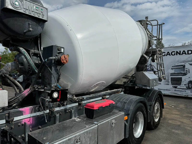 Volvo FMX 370 6x2*4, Mixer + Hydraulic-slide, 2015 - 混凝土搅拌车:图4 Volvo FMX 370 6x2*4, Mixer + Hydraulic-slide, 2015 - 混凝土搅拌车:图4