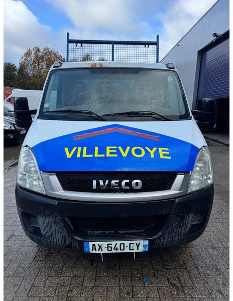 Iveco Daily **35C13-FRENCH ORIGIN** - 翻斗货车:图2 Iveco Daily **35C13-FRENCH ORIGIN** - 翻斗货车:图2