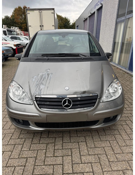 Mercedes-Benz A-Klasse **A180-AUTOMAAT** - 轿车:图2 Mercedes-Benz A-Klasse **A180-AUTOMAAT** - 轿车:图2