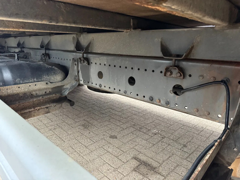 Mercedes-Benz Atego 1223 **FULL STEEL SUSPENSION-FRENCH TRUCK** - 厢式卡车:图4 Mercedes-Benz Atego 1223 **FULL STEEL SUSPENSION-FRENCH TRUCK** - 厢式卡车:图4