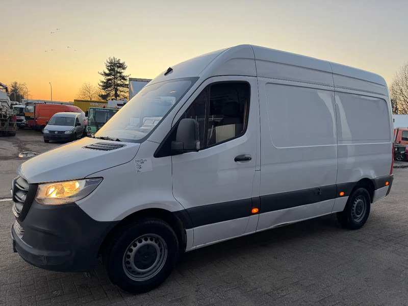 Mercedes-Benz Sprinter 314 **2020-AIRCO-L2** - 无侧窗厢式货车:图3 Mercedes-Benz Sprinter 314 **2020-AIRCO-L2** - 无侧窗厢式货车:图3