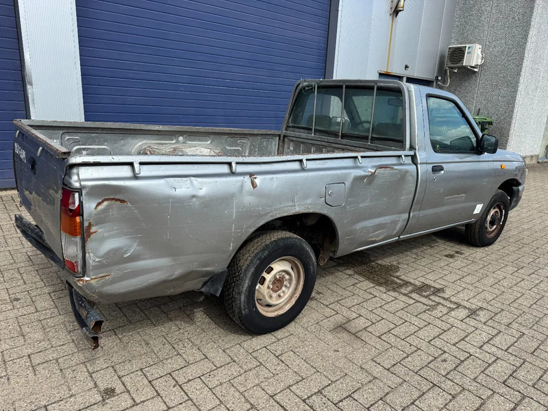 Nissan AGGD22 SINGLE CAB PICK UP **DIESEL** - 皮卡车:图4 Nissan AGGD22 SINGLE CAB PICK UP **DIESEL** - 皮卡车:图4
