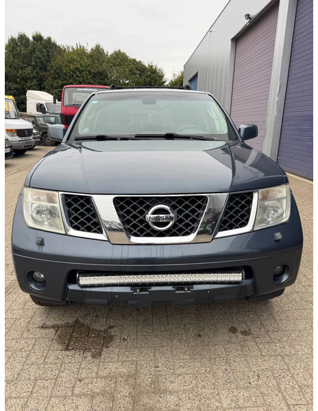 Nissan Pathfinder **2,5D-AIRCO-BELGIAN CAR** - 汽车:图2 Nissan Pathfinder **2,5D-AIRCO-BELGIAN CAR** - 汽车:图2