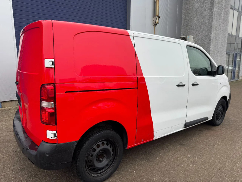 Opel Vivaro **1997CC-90Kw** - 紧凑型面包车:图4 Opel Vivaro **1997CC-90Kw** - 紧凑型面包车:图4