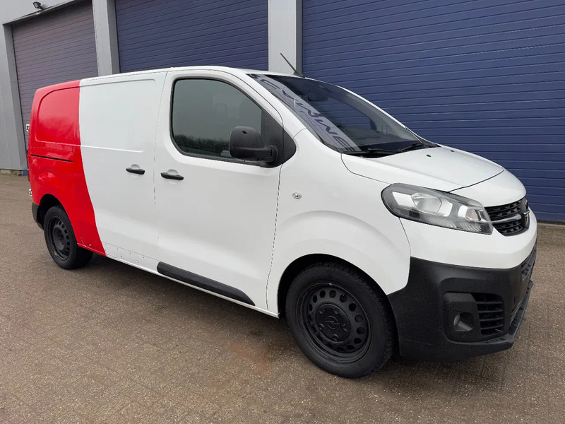 Opel Vivaro **1997CC-90Kw** - 紧凑型面包车:图3 Opel Vivaro **1997CC-90Kw** - 紧凑型面包车:图3