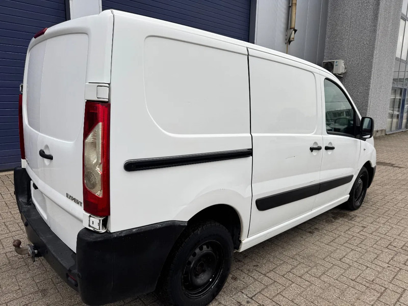 Peugeot Expert **1560CC-EURO 4-AC** - 紧凑型面包车:图4 Peugeot Expert **1560CC-EURO 4-AC** - 紧凑型面包车:图4