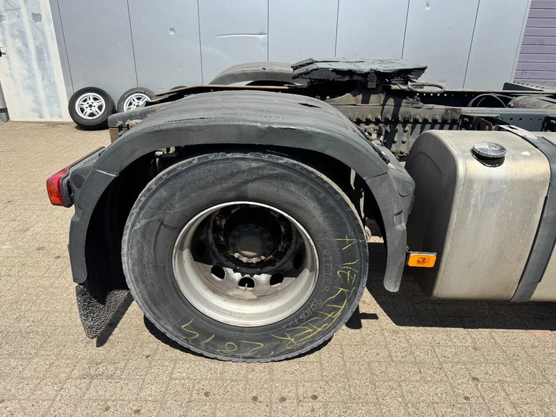Volvo FH 12.420 **MANUAL GEARBOX-FRENCH TRUCK-GLOBE** - 牵引车:图5 Volvo FH 12.420 **MANUAL GEARBOX-FRENCH TRUCK-GLOBE** - 牵引车:图5