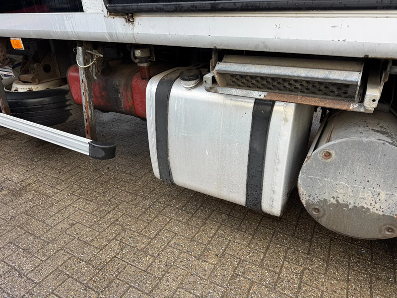 Volvo FM 9 **FRENCH TRUCK-FRIGO-COLDROOM** - 冷藏车:图5 Volvo FM 9 **FRENCH TRUCK-FRIGO-COLDROOM** - 冷藏车:图5