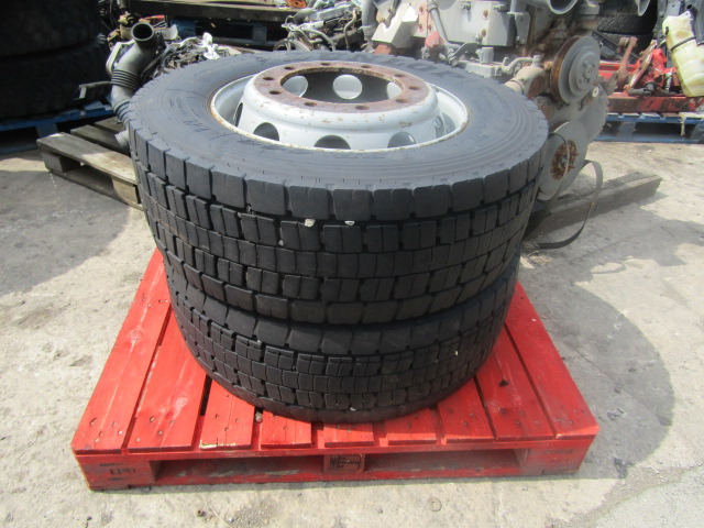 315/70/22.5 DRIVE AND STEER PATTERN WHEEL AND TYRE - 轮胎 适用于 卡车:图4 315/70/22.5 DRIVE AND STEER PATTERN WHEEL AND TYRE - 轮胎 适用于 卡车:图4