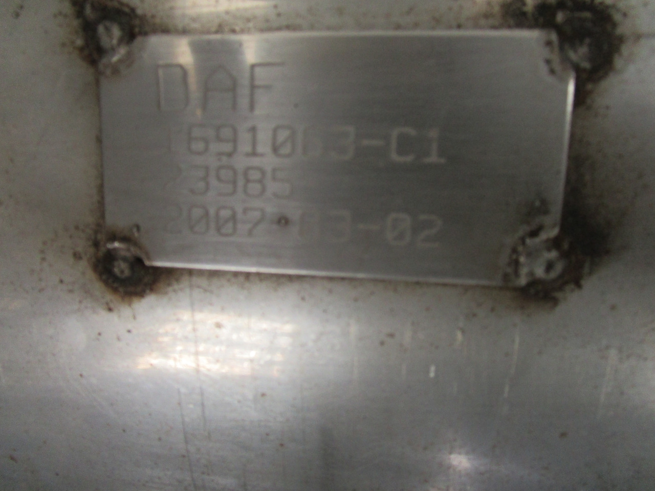 DAF CF 75/85 DPF CAT EXHAUST P/NO 1691063-C1/23985 - 排气系统 适用于 卡车:图3 DAF CF 75/85 DPF CAT EXHAUST P/NO 1691063-C1/23985 - 排气系统 适用于 卡车:图3