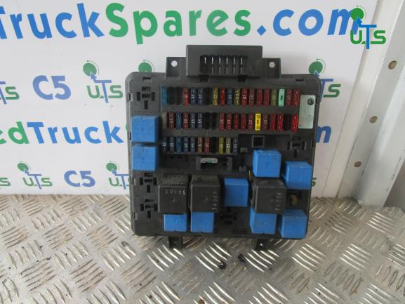 DAF LF 45 FUSEBOARD - 电气系统 适用于 卡车:图1 DAF LF 45 FUSEBOARD - 电气系统 适用于 卡车:图1