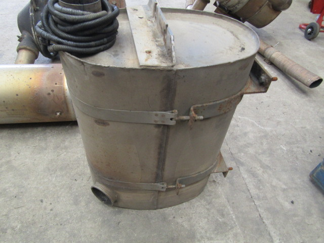 DAF LF 55 CAT/DPF EURO 5 FITS 220/250 - 排气系统 适用于 卡车:图3 DAF LF 55 CAT/DPF EURO 5 FITS 220/250 - 排气系统 适用于 卡车:图3