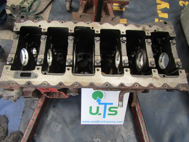 DAF LF 55 EURO 6 PX7-164 ENGINE BLOCK P/NO 499044304 /81-04-070 - 发动机及其零件 适用于 卡车:图2 DAF LF 55 EURO 6 PX7-164 ENGINE BLOCK P/NO 499044304 /81-04-070 - 发动机及其零件 适用于 卡车:图2
