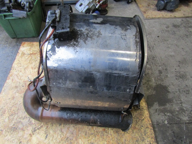 DAF XF 105 EXHAUST DPF/CAT EURO 5 SPEC P/NO 1747245 - 排气系统 适用于 卡车:图2 DAF XF 105 EXHAUST DPF/CAT EURO 5 SPEC P/NO 1747245 - 排气系统 适用于 卡车:图2