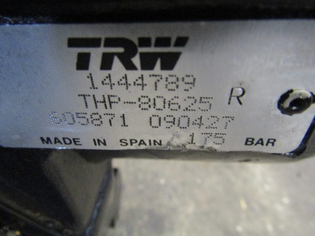 DAF XF 105 STEERING BOX TRW P/NO 49002081 - 转向系统 适用于 卡车:图3 DAF XF 105 STEERING BOX TRW P/NO 49002081 - 转向系统 适用于 卡车:图3