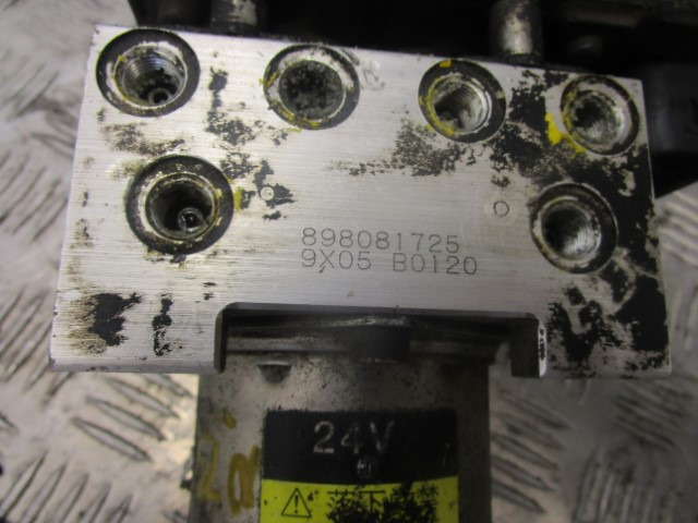 ISUZU N75 (4HK1) ABS / PUMP ECU 898081725 - 制动零件 适用于 卡车:图3 ISUZU N75 (4HK1) ABS / PUMP ECU 898081725 - 制动零件 适用于 卡车:图3