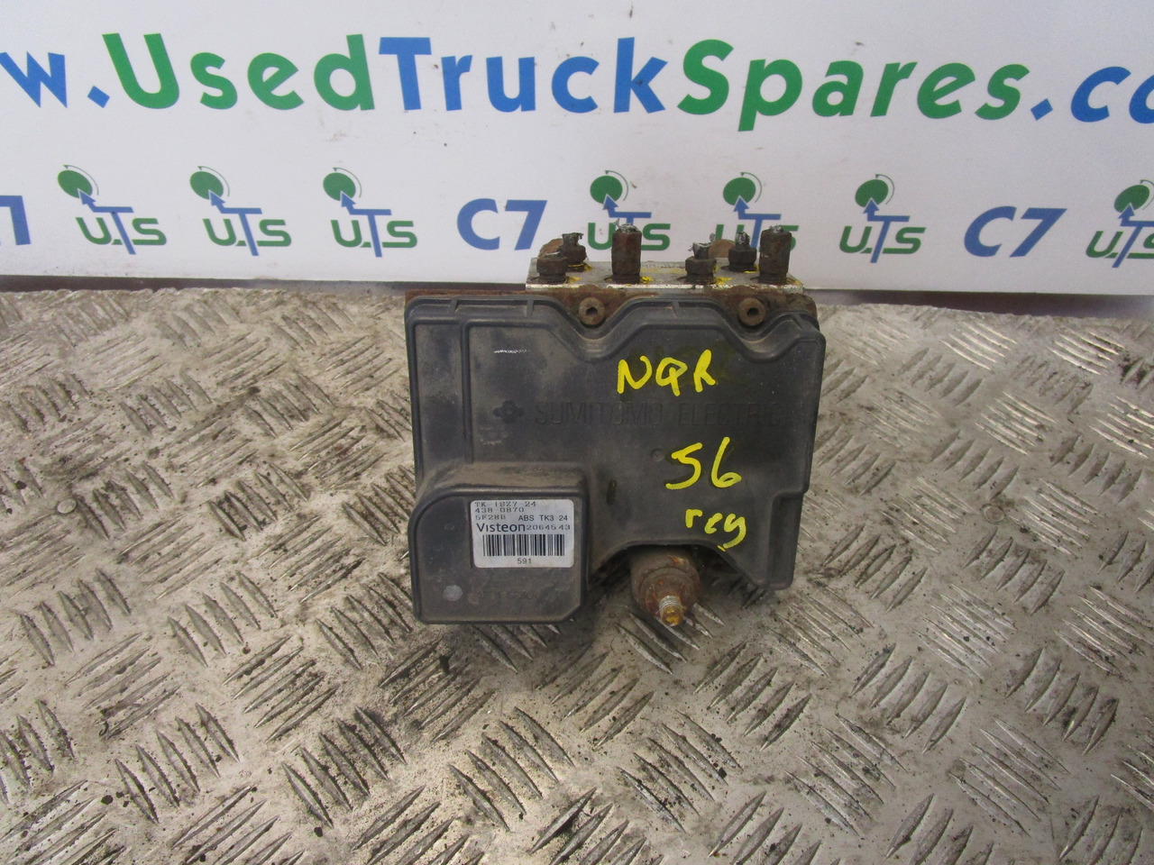 ISUZU NQR ABS MODULE PART NO 2064543 - 制动零件 适用于 卡车:图1 ISUZU NQR ABS MODULE PART NO 2064543 - 制动零件 适用于 卡车:图1