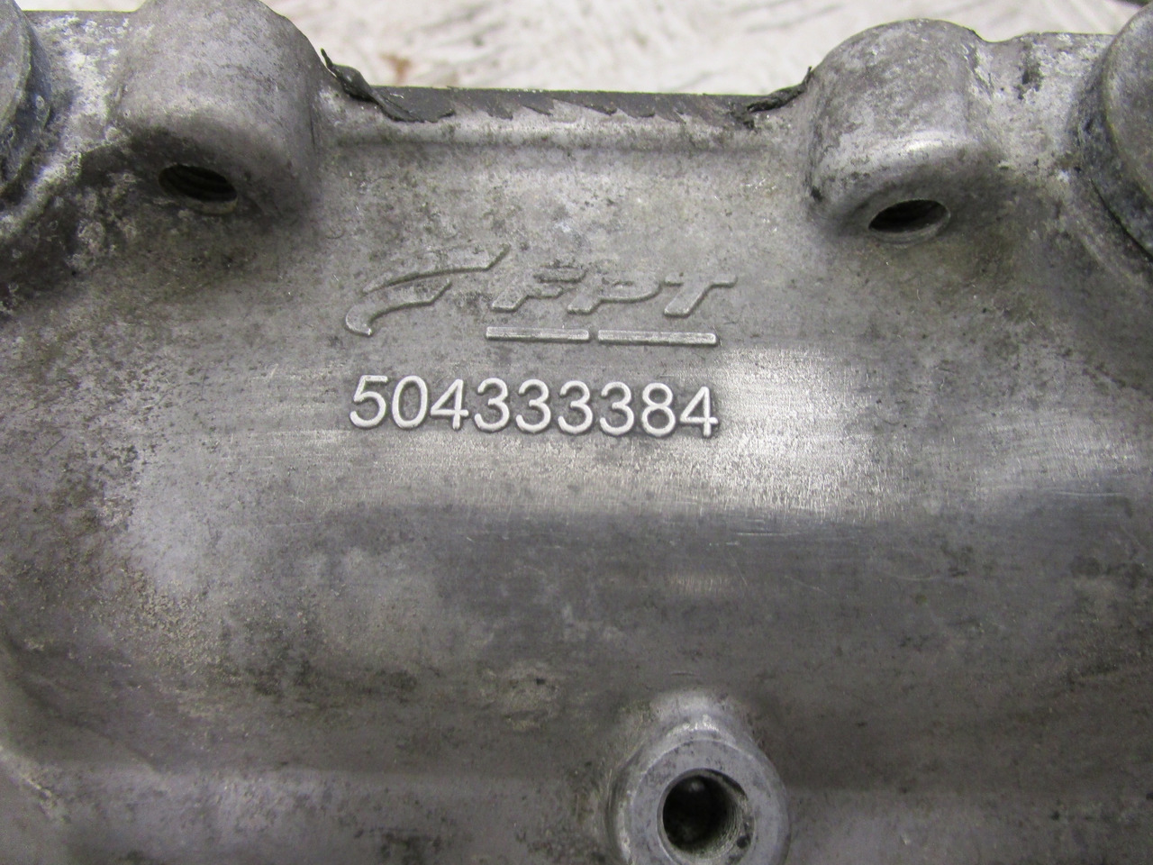 IVECO DAILY 3.0 INLET MANIFOLD P/NO 504333384 - 发动机及其零件 适用于 卡车:图2 IVECO DAILY 3.0 INLET MANIFOLD P/NO 504333384 - 发动机及其零件 适用于 卡车:图2