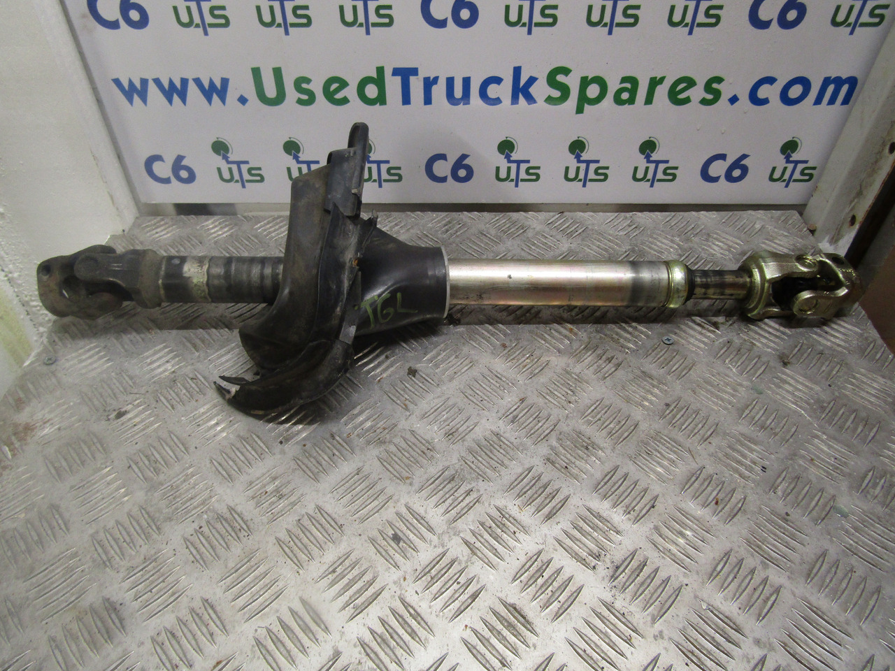 MAN TGL STEERING COLUMN SHAFT - 转向系统 适用于 卡车:图1 MAN TGL STEERING COLUMN SHAFT - 转向系统 适用于 卡车:图1
