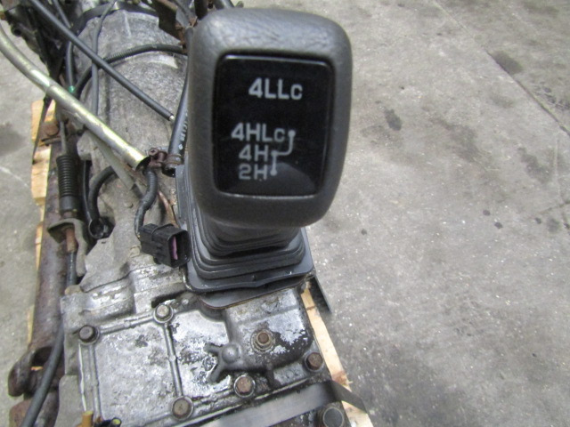 MITSUBISHI PAJERO / SHOGUN 2.8 AUTOMATIC GEARBOX - 变速箱 适用于 小型货车:图3 MITSUBISHI PAJERO / SHOGUN 2.8 AUTOMATIC GEARBOX - 变速箱 适用于 小型货车:图3