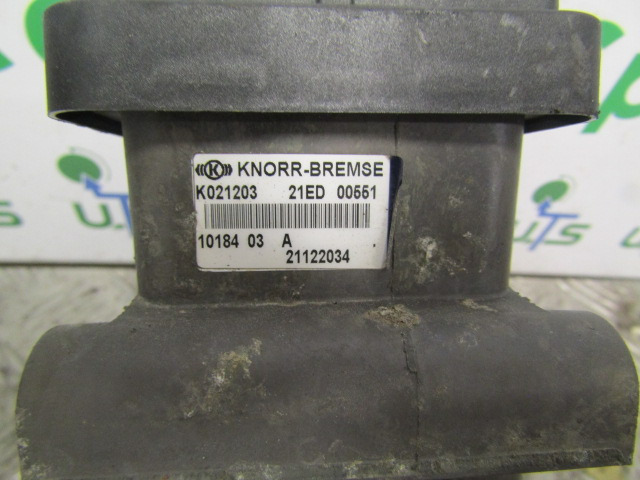 RENAULT MIDLUM DXI EBS BRAKE VALVE ‘KNORR-BREMSE’ P/NO - 制动零件 适用于 卡车:图3 RENAULT MIDLUM DXI EBS BRAKE VALVE ‘KNORR-BREMSE’ P/NO - 制动零件 适用于 卡车:图3