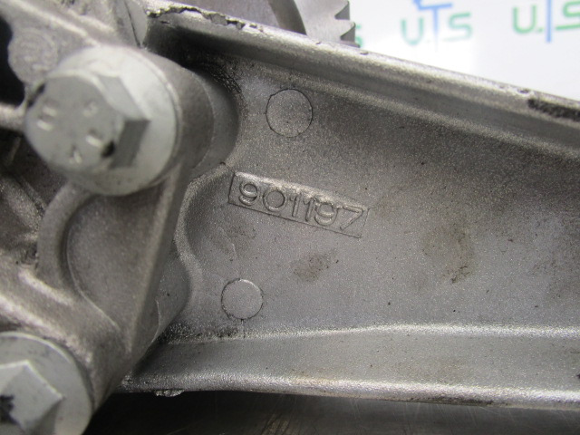 SCANIA 124 420 DC1203 OIL PUMP P/NO 3 - 发动机及其零件 适用于 卡车:图1 SCANIA 124 420 DC1203 OIL PUMP P/NO 3 - 发动机及其零件 适用于 卡车:图1