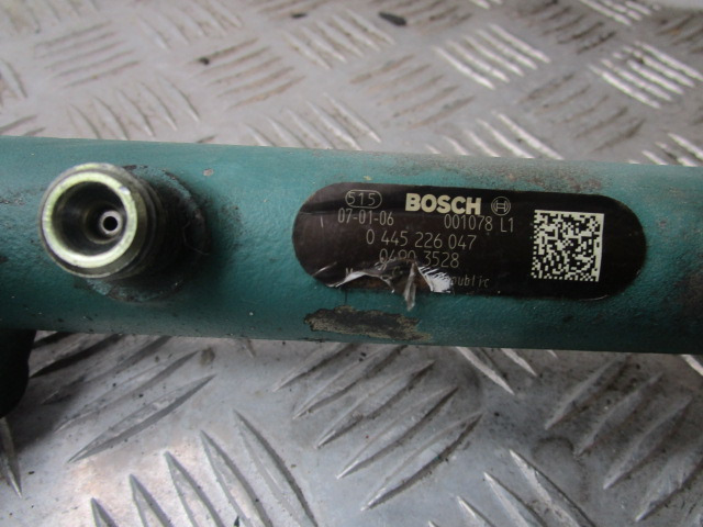 VOLVO FE 240/280 D7E BOSCH FUEL RAIL P/NO 0445226047 - 燃料系统 适用于 卡车:图2 VOLVO FE 240/280 D7E BOSCH FUEL RAIL P/NO 0445226047 - 燃料系统 适用于 卡车:图2