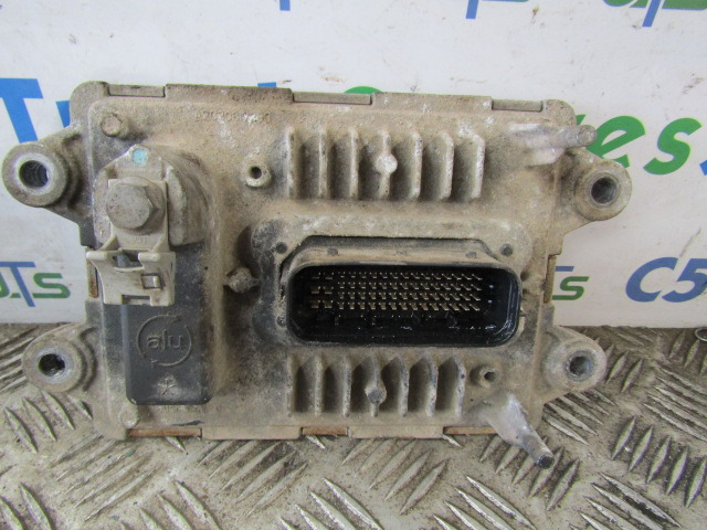 VOLVO FE EURO 6 ADBLU ECU P/NO 22449430 / A2C9590860100 - ECU 适用于 卡车:图3 VOLVO FE EURO 6 ADBLU ECU P/NO 22449430 / A2C9590860100 - ECU 适用于 卡车:图3