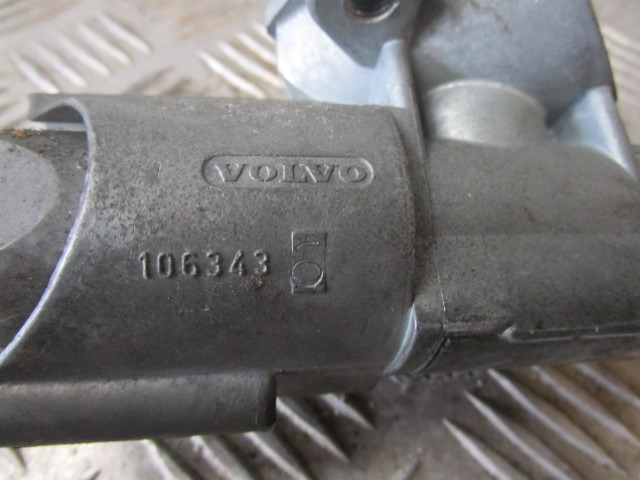 VOLVO FM/FH VERSION 2 IGNITION LOCK AND KEY 106343 - 驾驶室和内部 适用于 卡车:图2 VOLVO FM/FH VERSION 2 IGNITION LOCK AND KEY 106343 - 驾驶室和内部 适用于 卡车:图2