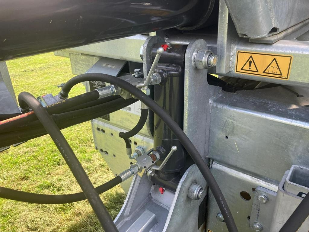 Fliegl GIGANT ASW 281 TAURUS FOX 租赁 Fliegl GIGANT ASW 281 TAURUS FOX:图6 Fliegl GIGANT ASW 281 TAURUS FOX 租赁 Fliegl GIGANT ASW 281 TAURUS FOX:图6