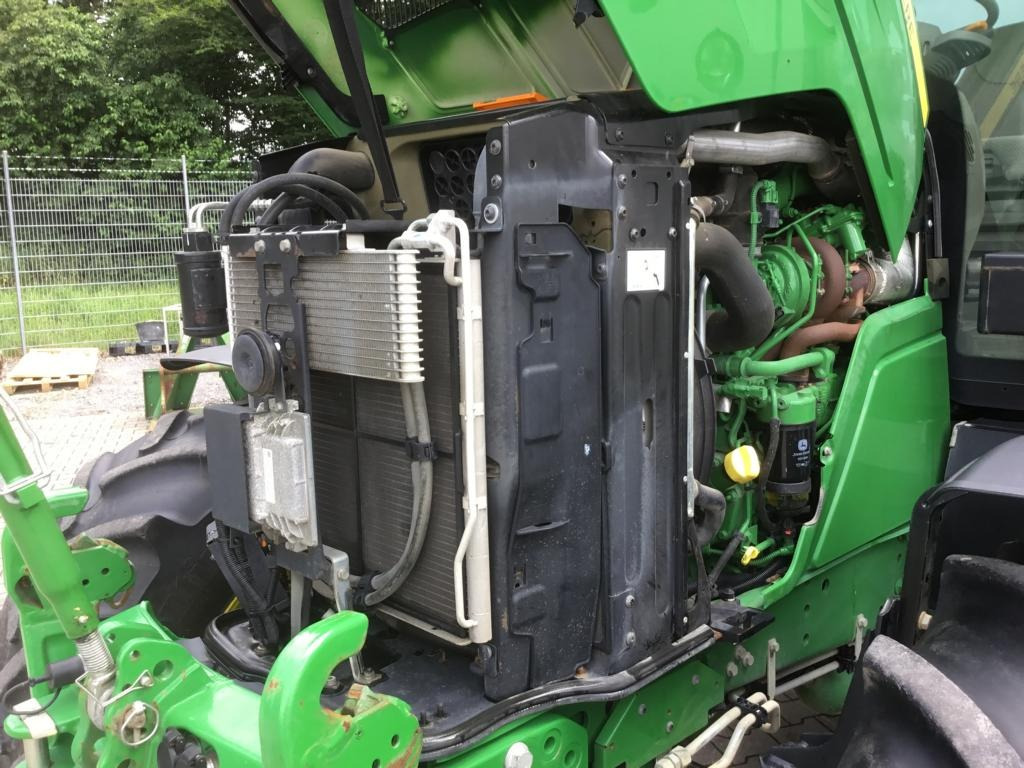 John Deere 6130R - 拖拉机:图4 John Deere 6130R - 拖拉机:图4