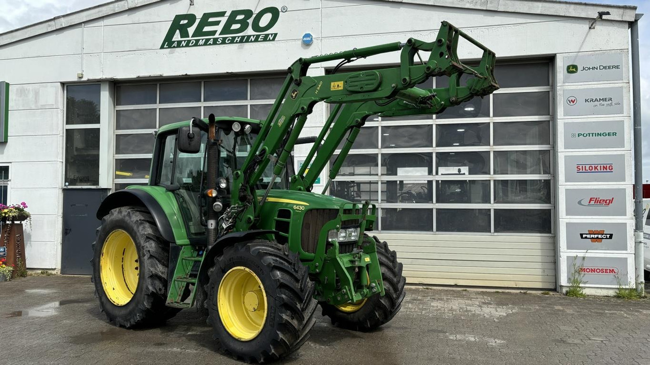 John Deere 6430 - 拖拉机:图1 John Deere 6430 - 拖拉机:图1