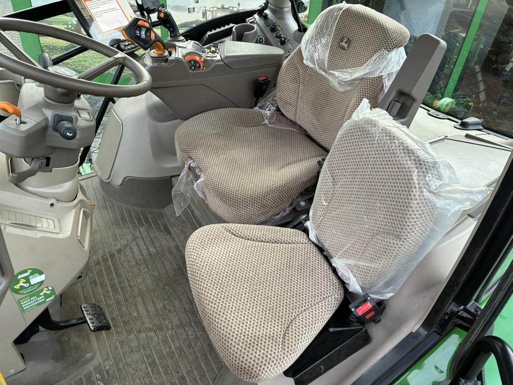 拖拉机 John Deere 6R150:图11 拖拉机 John Deere 6R150:图11