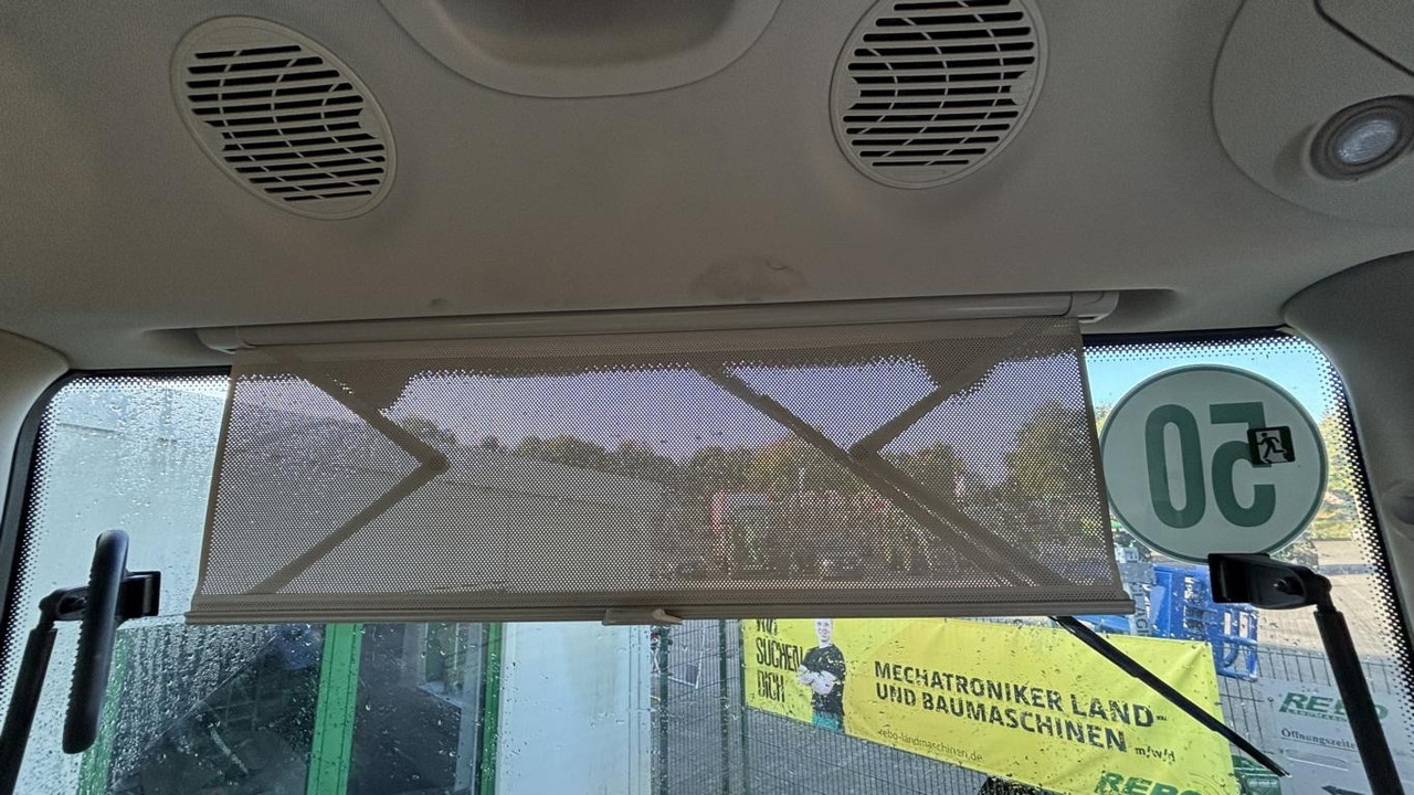 John Deere 6R250 - 拖拉机:图3 John Deere 6R250 - 拖拉机:图3