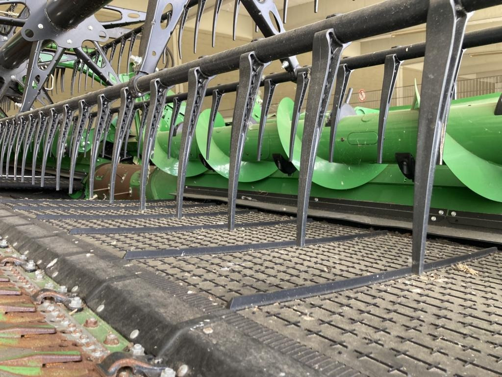 John Deere HD35X MY24 - 联合收割机:图2 John Deere HD35X MY24 - 联合收割机:图2