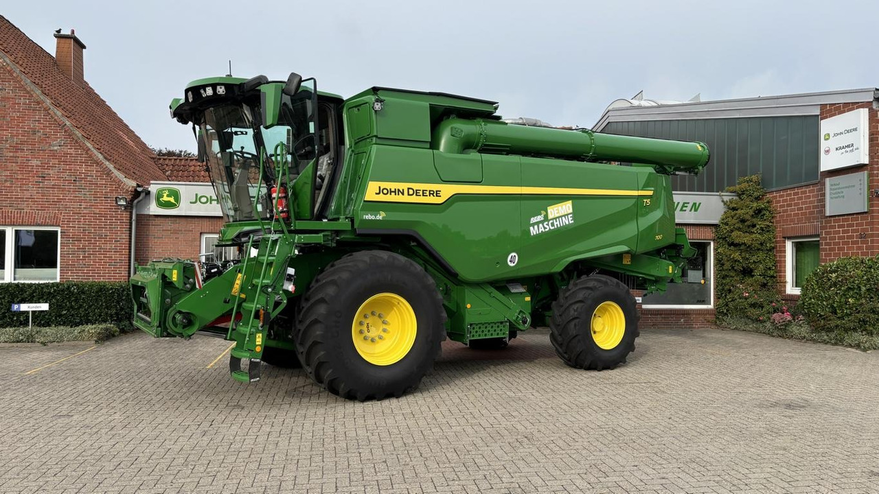 John Deere MÄHDRESCHER T5700 MY25 - 联合收割机:图1 John Deere MÄHDRESCHER T5700 MY25 - 联合收割机:图1
