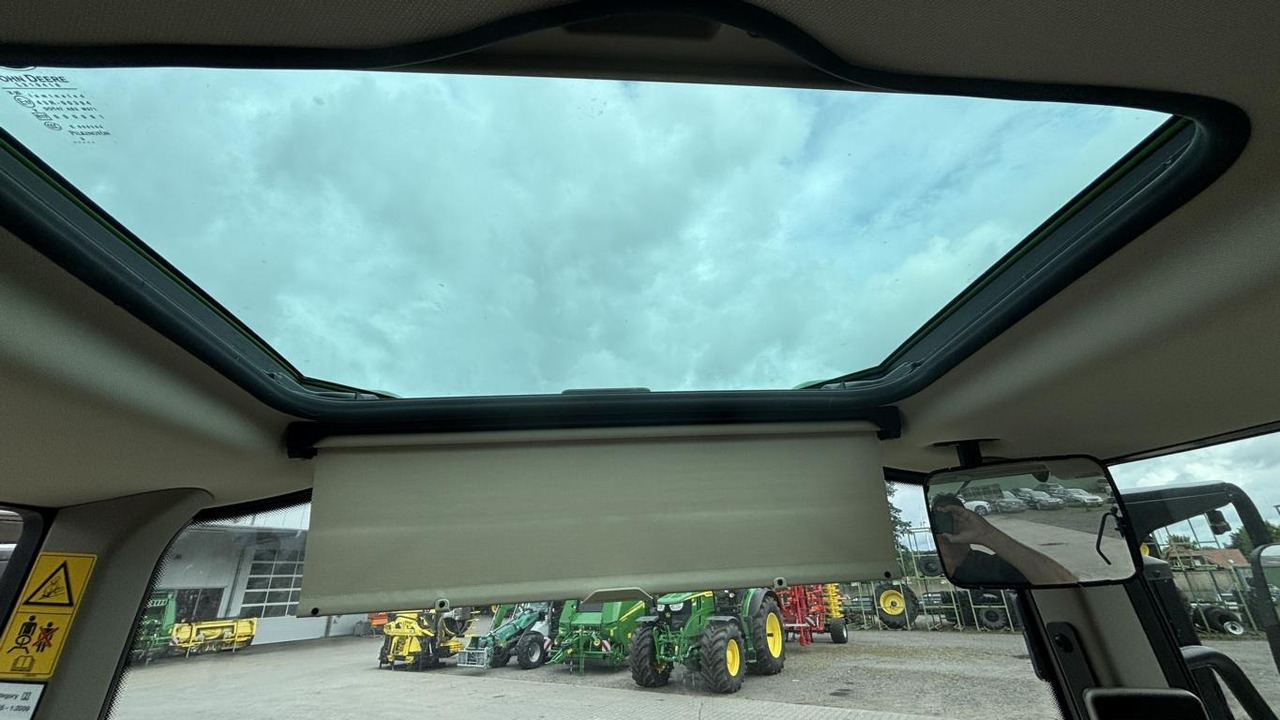 John Deere TRAKTOR 6120M MIT KABINE - 拖拉机:图3 John Deere TRAKTOR 6120M MIT KABINE - 拖拉机:图3