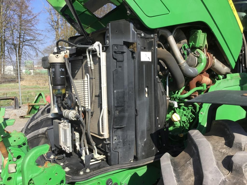John Deere TRAKTOR 6155R - 拖拉机:图4 John Deere TRAKTOR 6155R - 拖拉机:图4